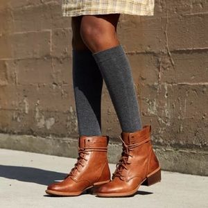 Women’s Sutherlin Bay Lace-up Boots